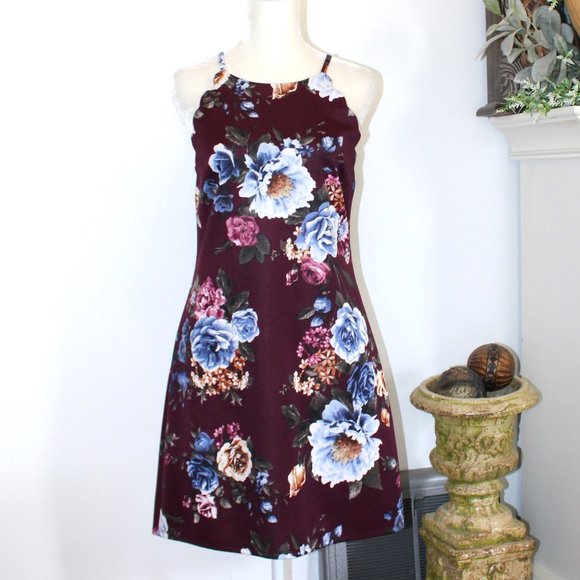 iZ Byer Floral Scallop Sundress - Picture 5 of 13